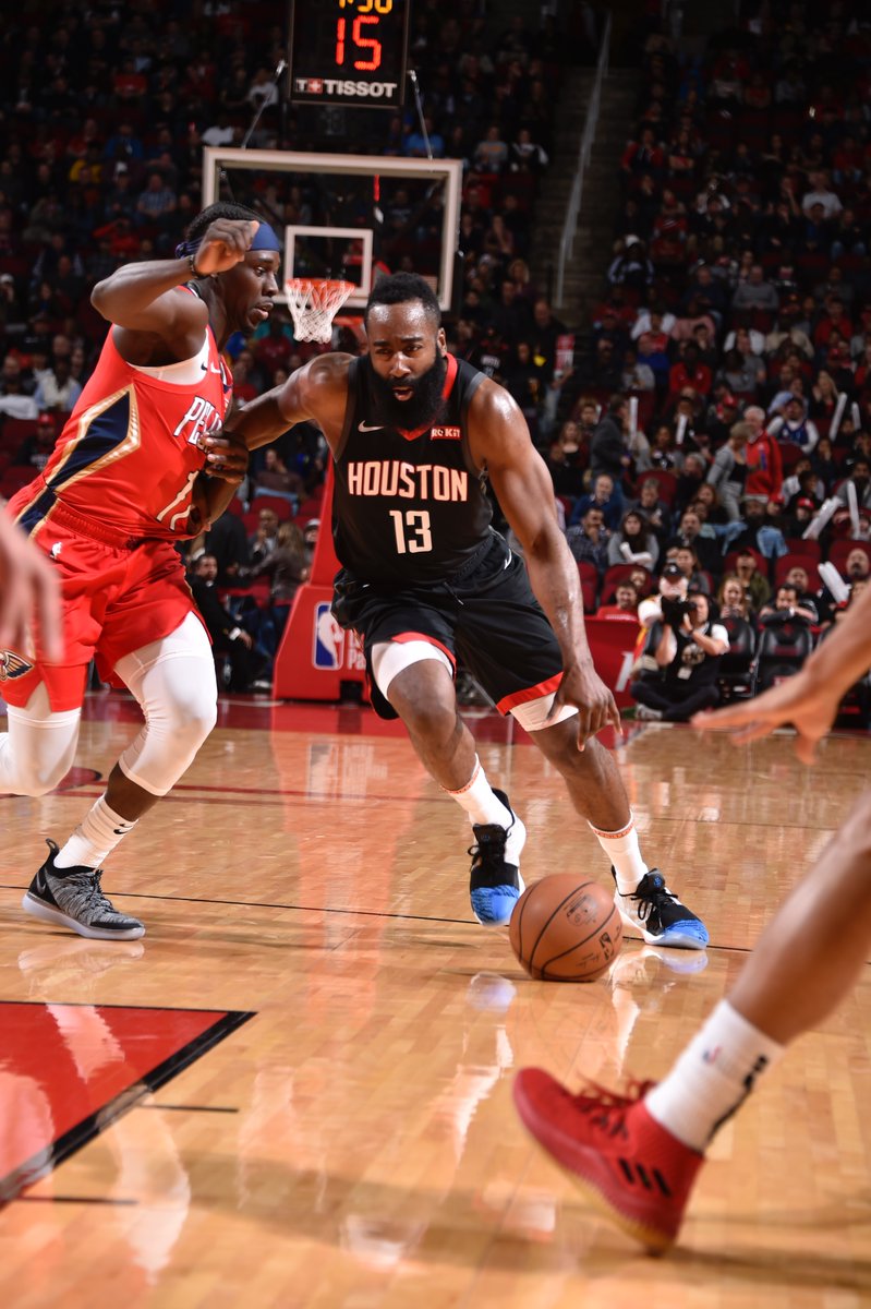 他的表现被 他的表现被