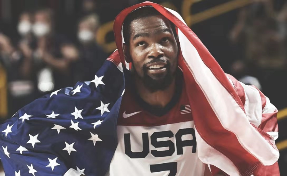 我们拭目以 我们拭目以